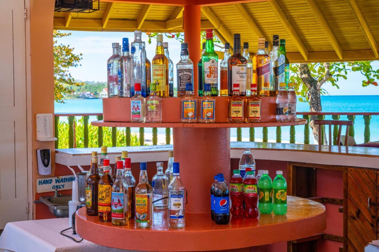 Shields Negril Villas Exterior foto