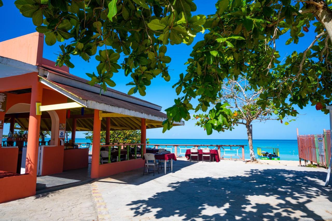 Shields Negril Villas Exterior foto