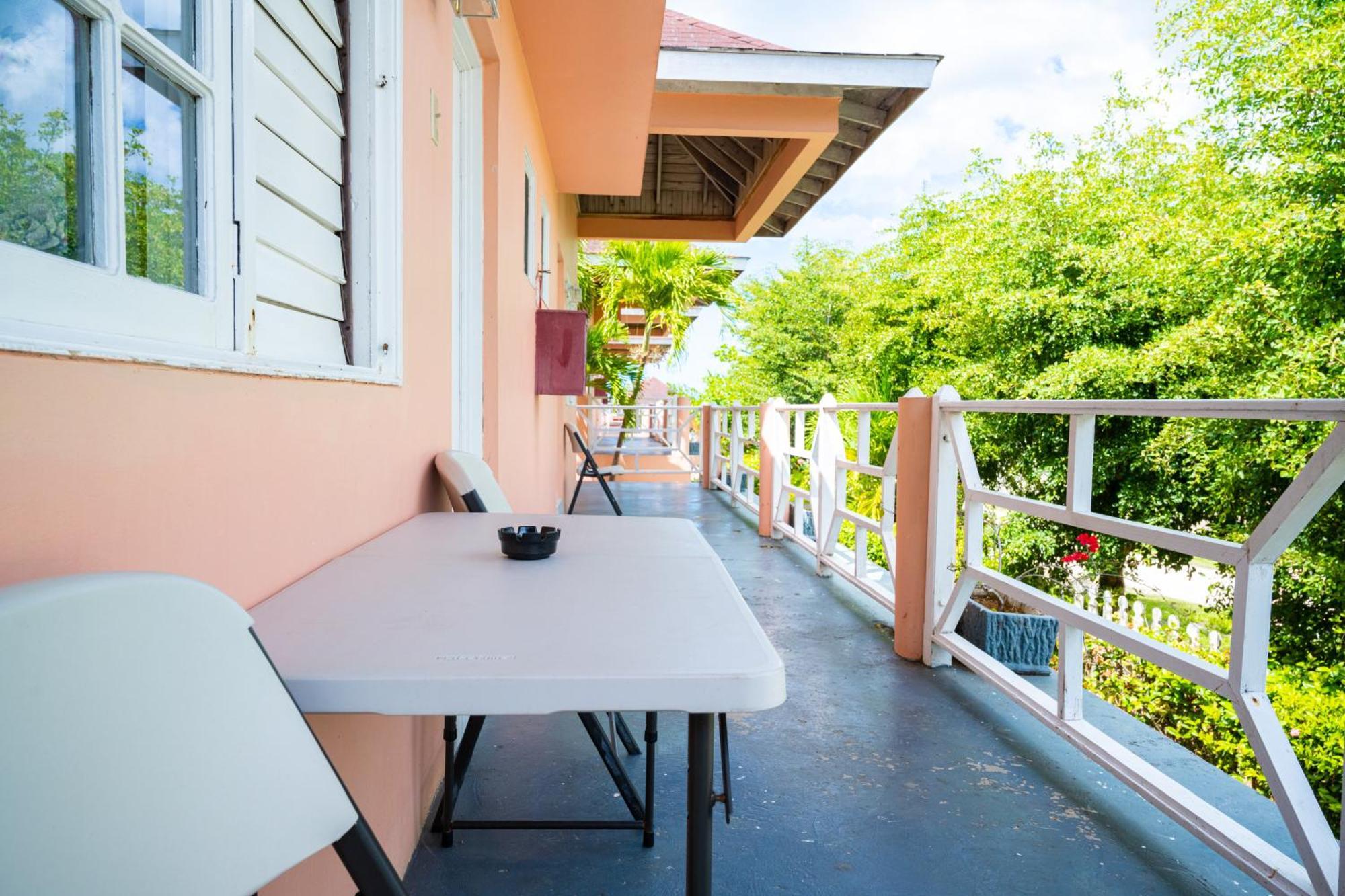 Shields Negril Villas Cameră foto