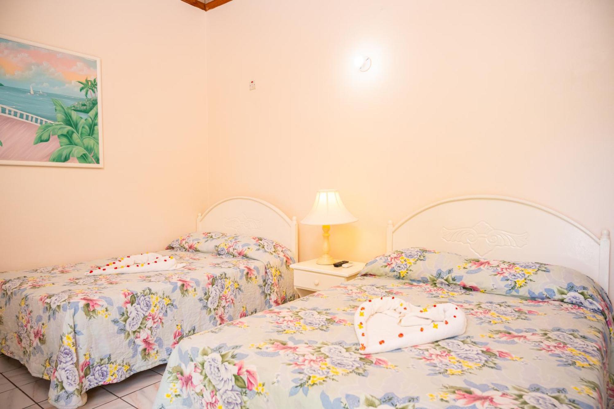 Shields Negril Villas Cameră foto